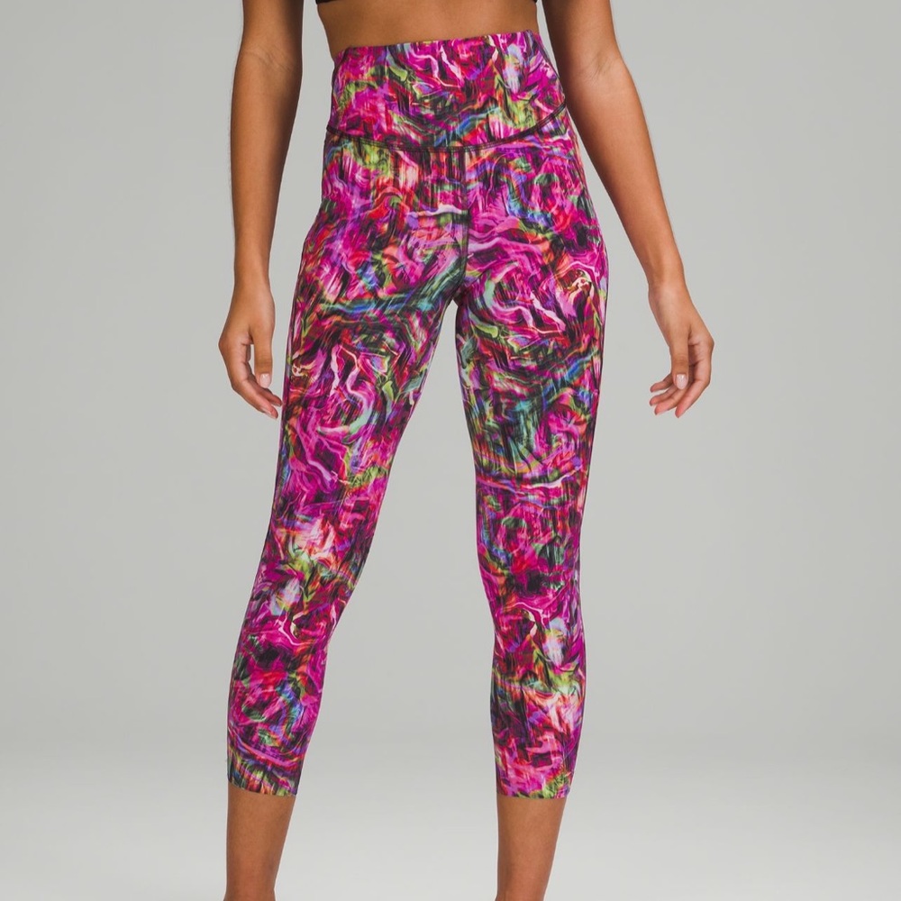 NWT Lululemon Base Pace High-Rise Running Tight 25"